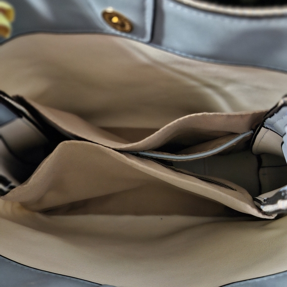 Jen & Co Crossbody - Picture 3 of 3